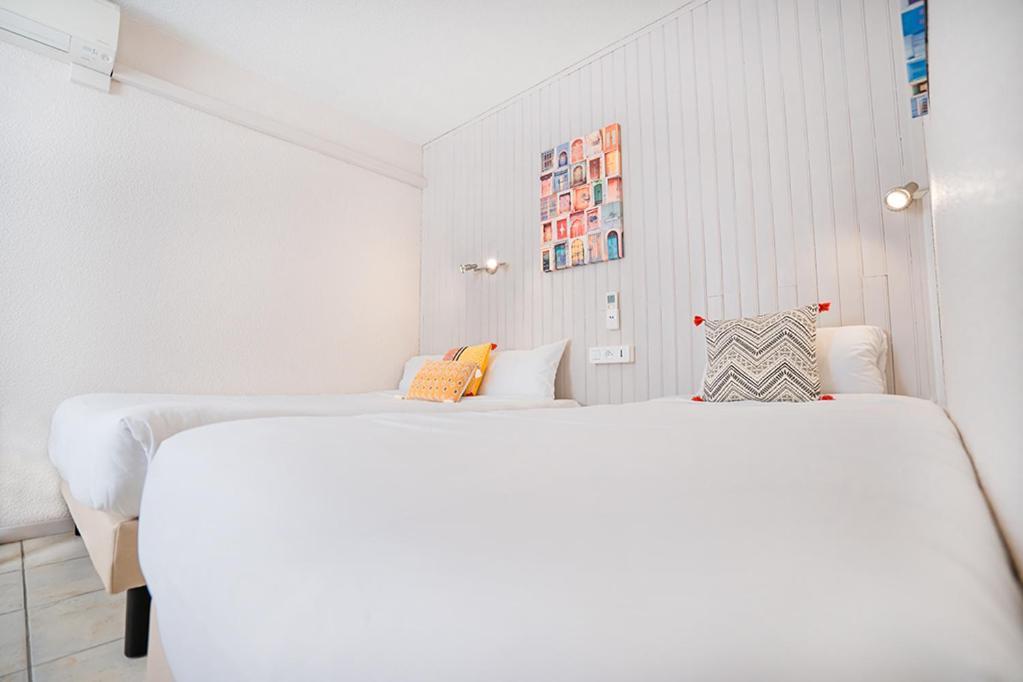 Logis Hotel- Hotel Restaurant Le Rialto Le Sequestre ภายนอก รูปภาพ