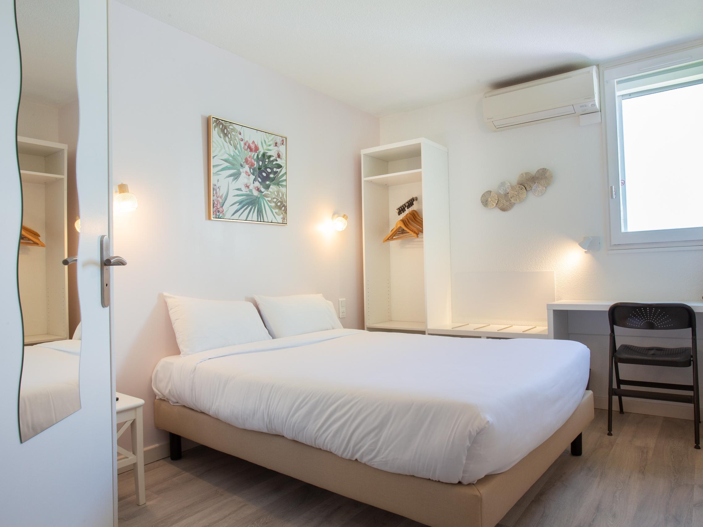 Logis Hotel- Hotel Restaurant Le Rialto Le Sequestre ภายนอก รูปภาพ
