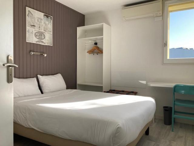 Logis Hotel- Hotel Restaurant Le Rialto Le Sequestre ภายนอก รูปภาพ