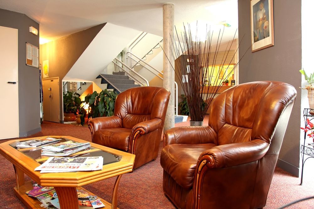 Logis Hotel- Hotel Restaurant Le Rialto Le Sequestre ภายนอก รูปภาพ