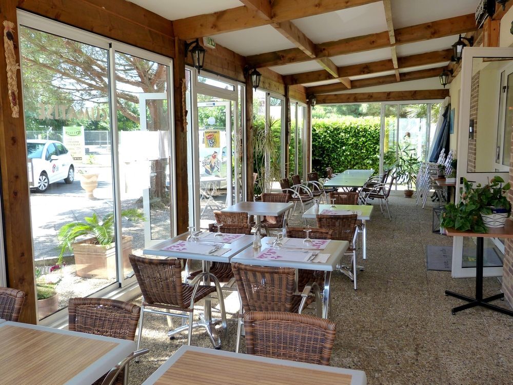 Logis Hotel- Hotel Restaurant Le Rialto Le Sequestre ภายนอก รูปภาพ
